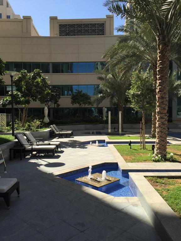 Espace Holiday Home 29 Boulevard, Downtown Дубай Стая снимка