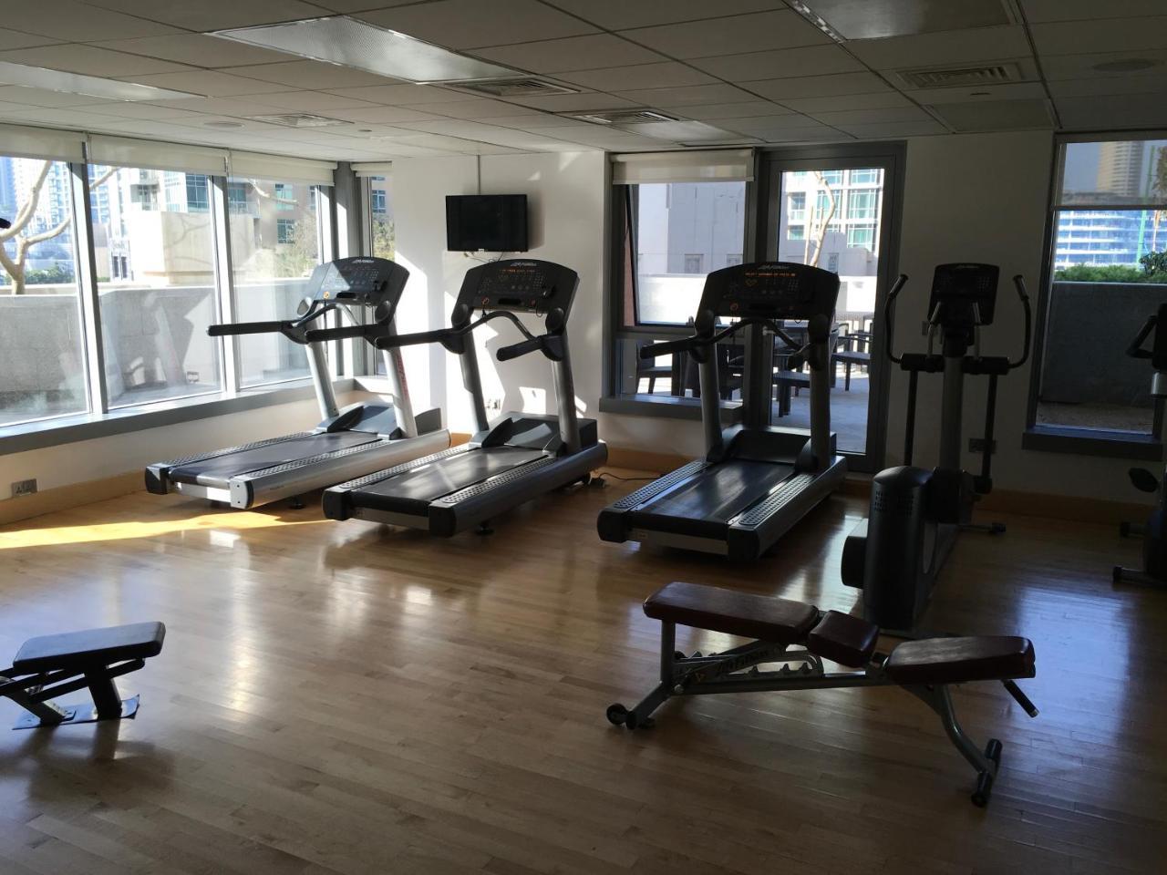 Espace Holiday Home 29 Boulevard, Downtown Дубай Екстериор снимка